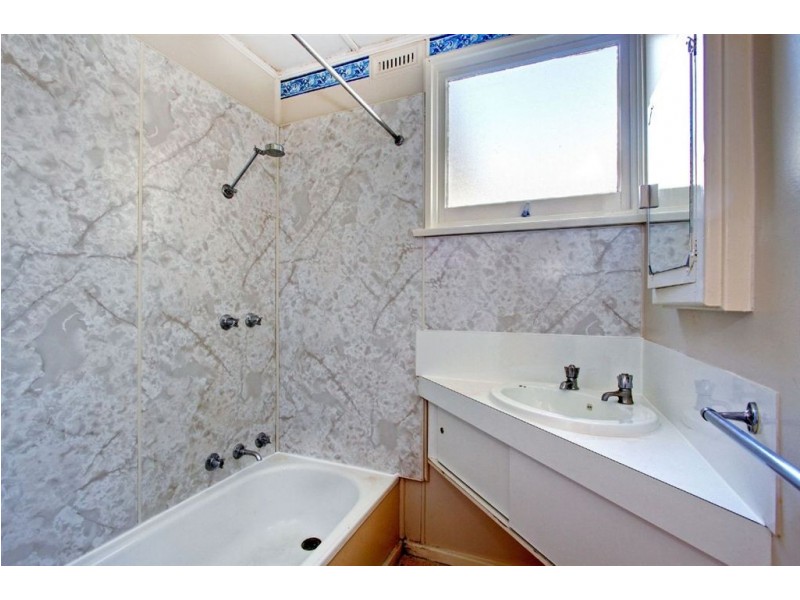 33 Tecoma Road, Risdon Vale TAS 7016