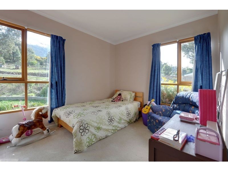 28 Pegasus Drive, Dromedary TAS 7030