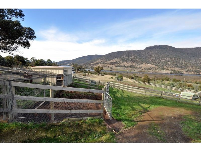 28 Pegasus Drive, Dromedary TAS 7030