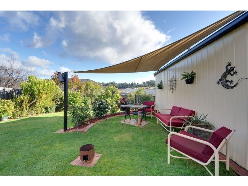 52 Bass Street, Warrane TAS 7018