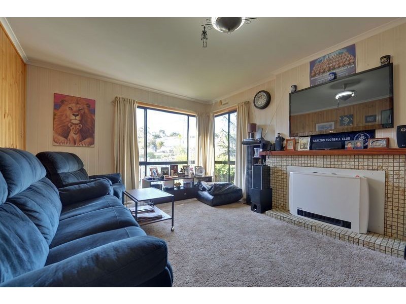 252 Cambridge Road, Warrane TAS 7018