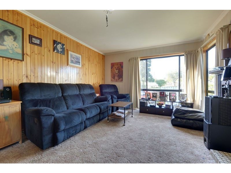 252 Cambridge Road, Warrane TAS 7018
