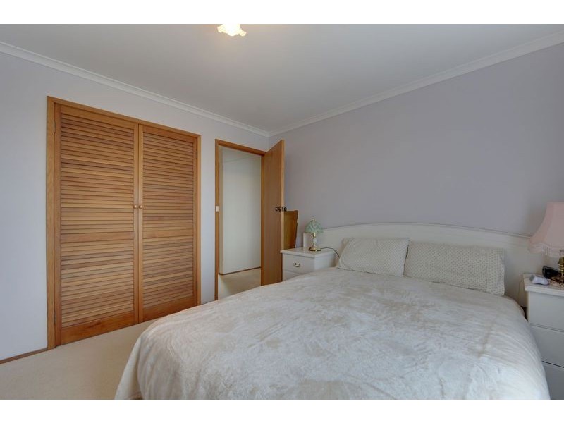14 Tulloch Court, Lindisfarne TAS 7015