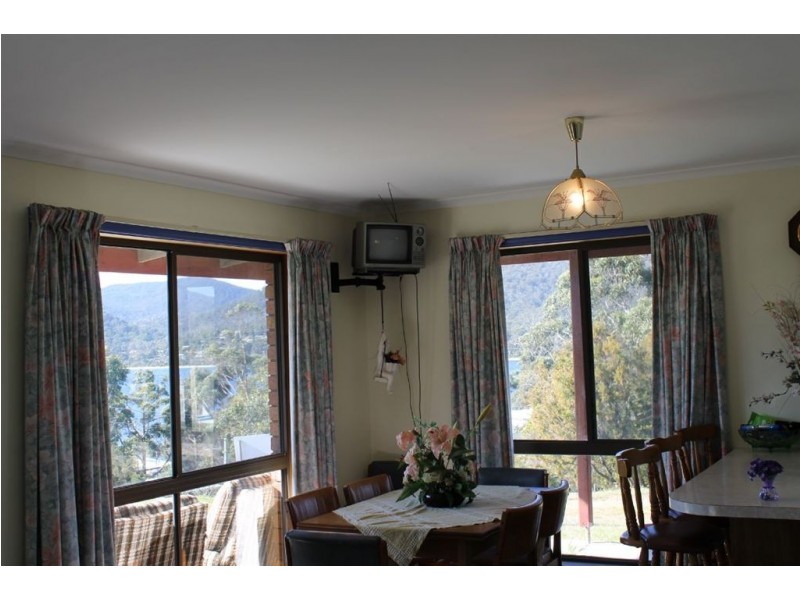 3 Free Street, White Beach TAS 7184