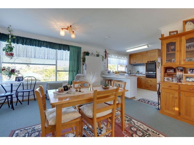 20 Duntroon Drive, Rokeby TAS 7019