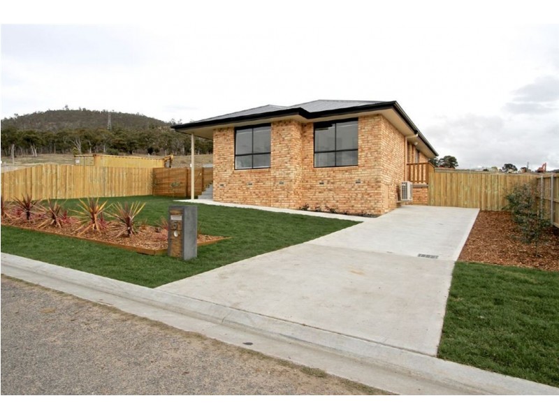 5 Leila Street, New Norfolk TAS 7140