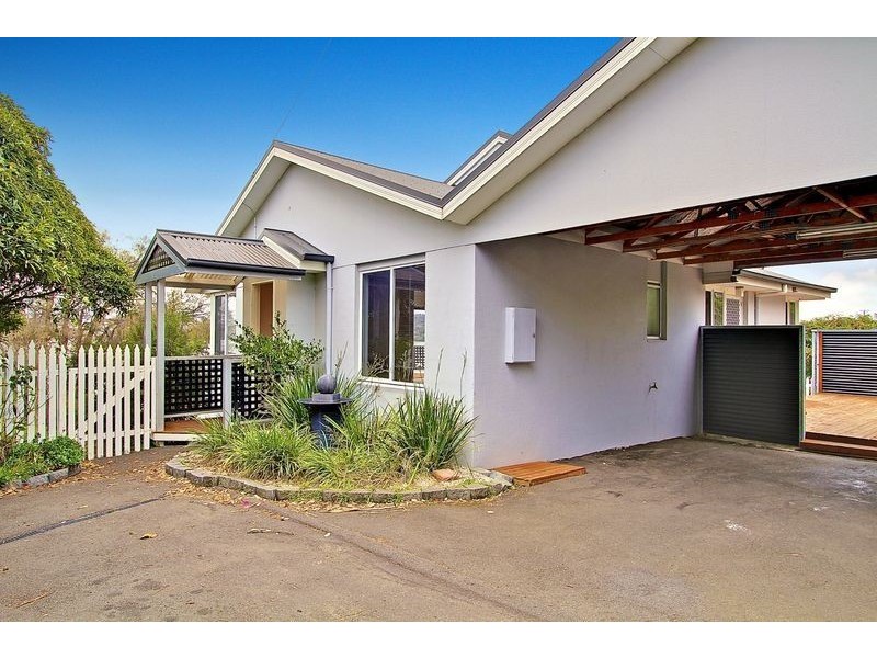 2/70 Penna Road, Midway Point TAS 7171