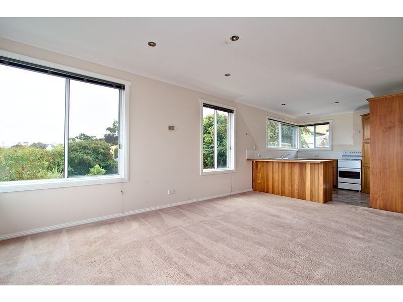 2/70 Penna Road, Midway Point TAS 7171