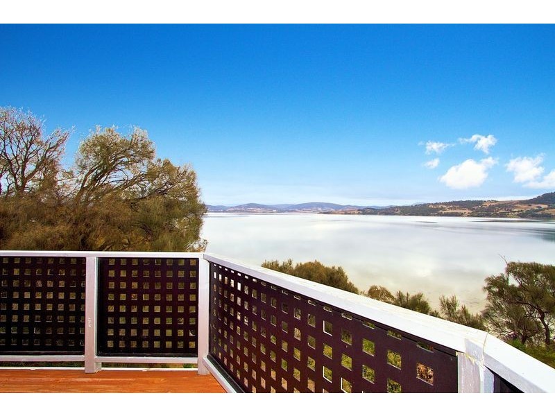 2/70 Penna Road, Midway Point TAS 7171
