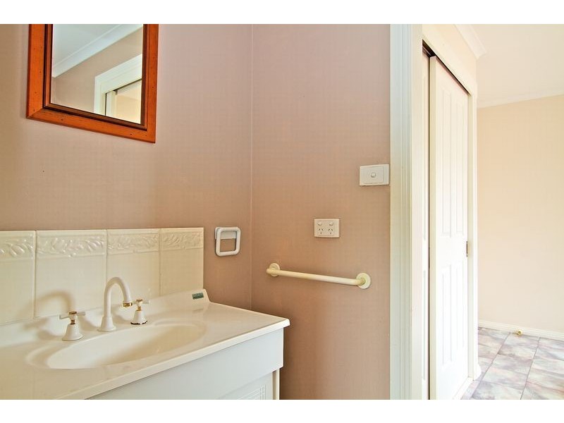 2/70 Penna Road, Midway Point TAS 7171