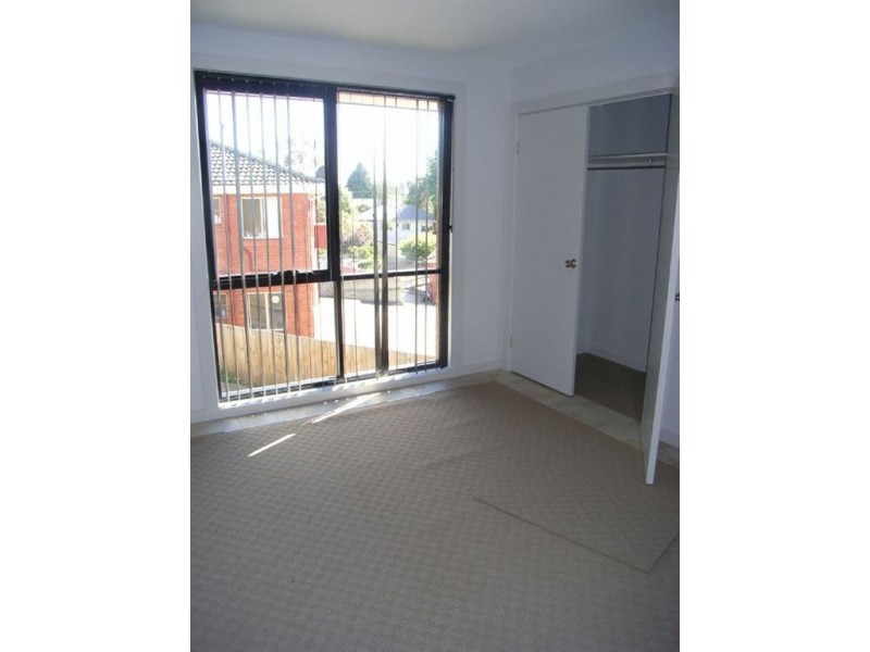 2/14 Wallace Avenue, Lenah Valley TAS 7008