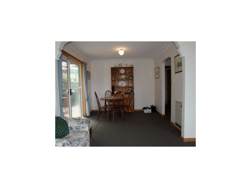 Unit 1/18 Excalibur Place, Lindisfarne TAS 7015