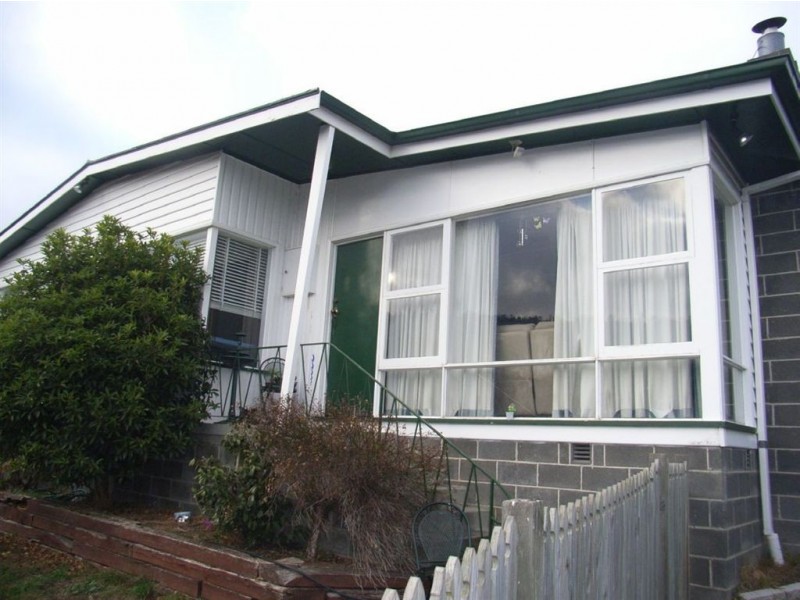 2 Currajong Street, Mornington TAS 7018