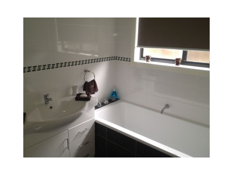 28b Main Road, Claremont TAS 7011