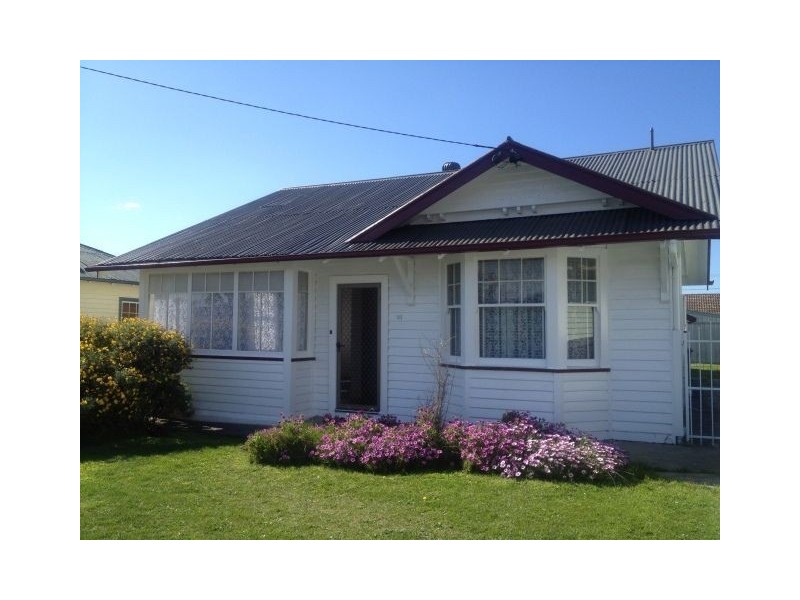 21 Amiens Avenue, Derwent Park TAS 7009