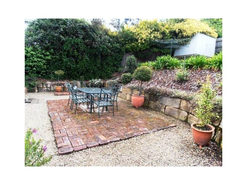 11 Valley Street, West Hobart TAS 7000