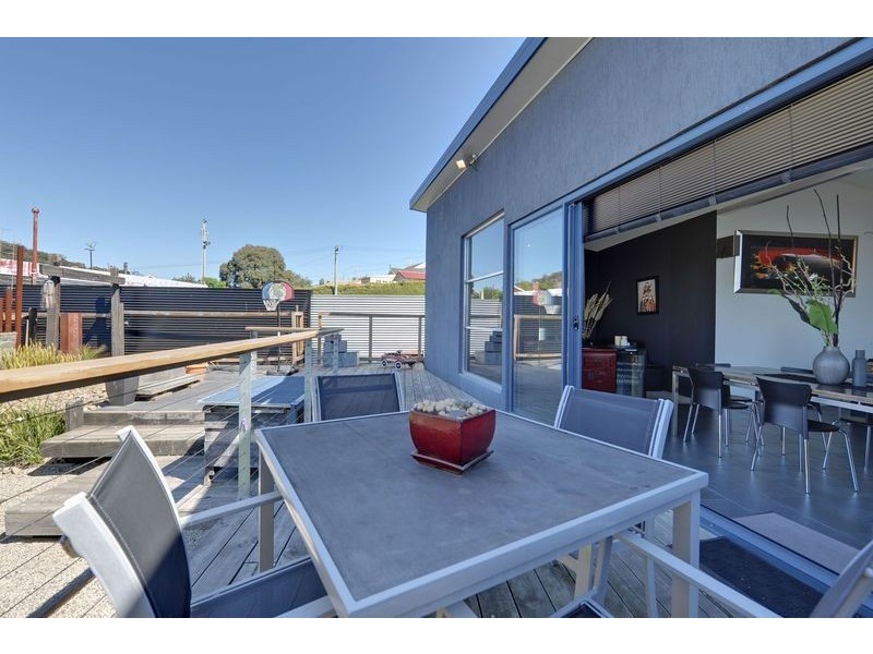 11 Bishop Street, New Town TAS 7008
