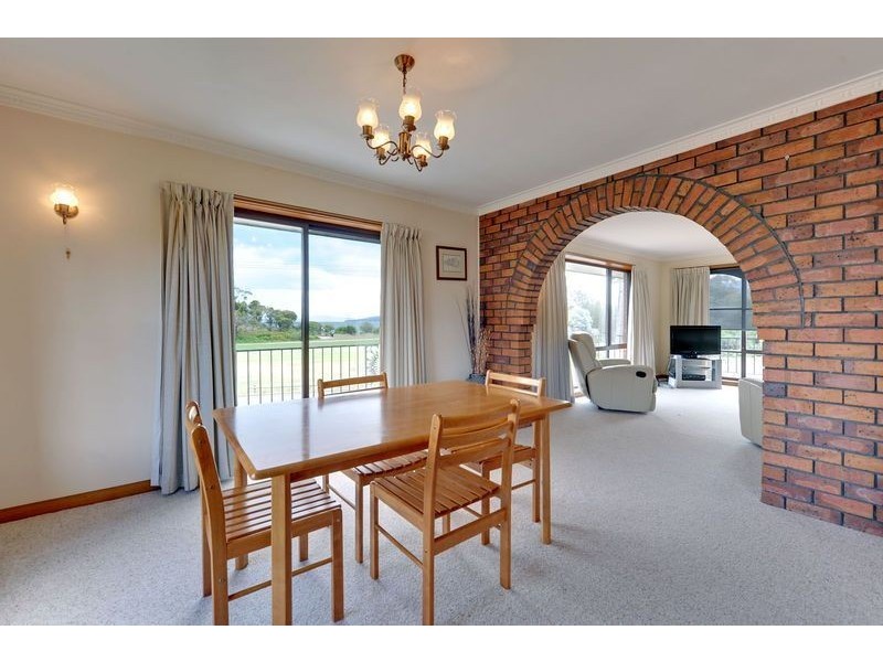 19 Salacia Avenue, Howrah TAS 7018