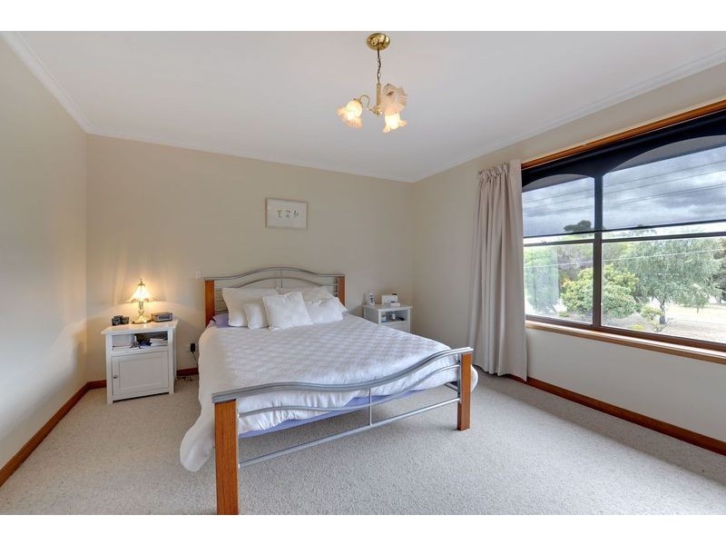 19 Salacia Avenue, Howrah TAS 7018