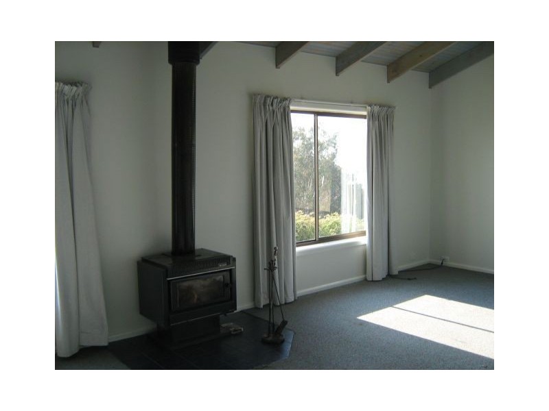 83 Roaring Beach Road, South Arm TAS 7022