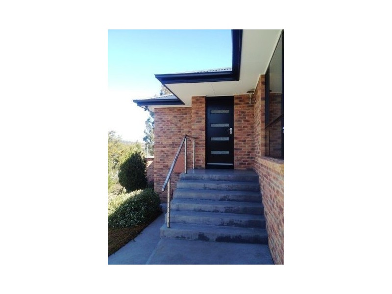 8 Wassell Place, Lindisfarne TAS 7015