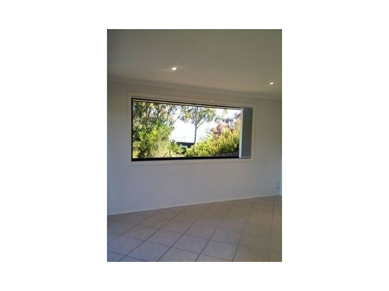 8 Wassell Place, Lindisfarne TAS 7015