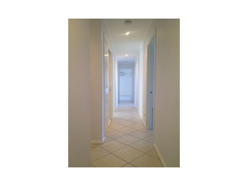 8 Wassell Place, Lindisfarne TAS 7015