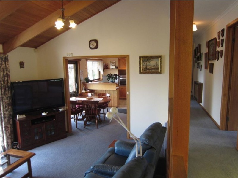 54 Signal Hill Road, Dodges Ferry TAS 7173