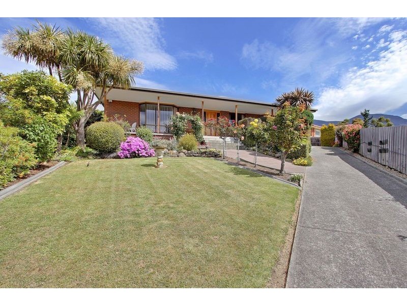 24 Bosco Drive, Glenorchy TAS 7010