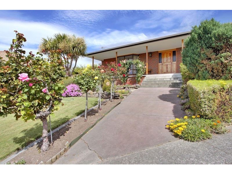 24 Bosco Drive, Glenorchy TAS 7010