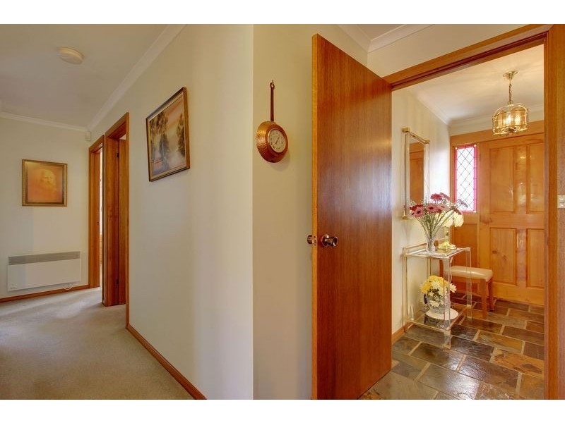 24 Bosco Drive, Glenorchy TAS 7010