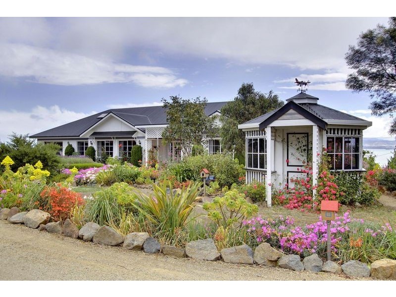 2A Perry Court, Lewisham TAS 7173