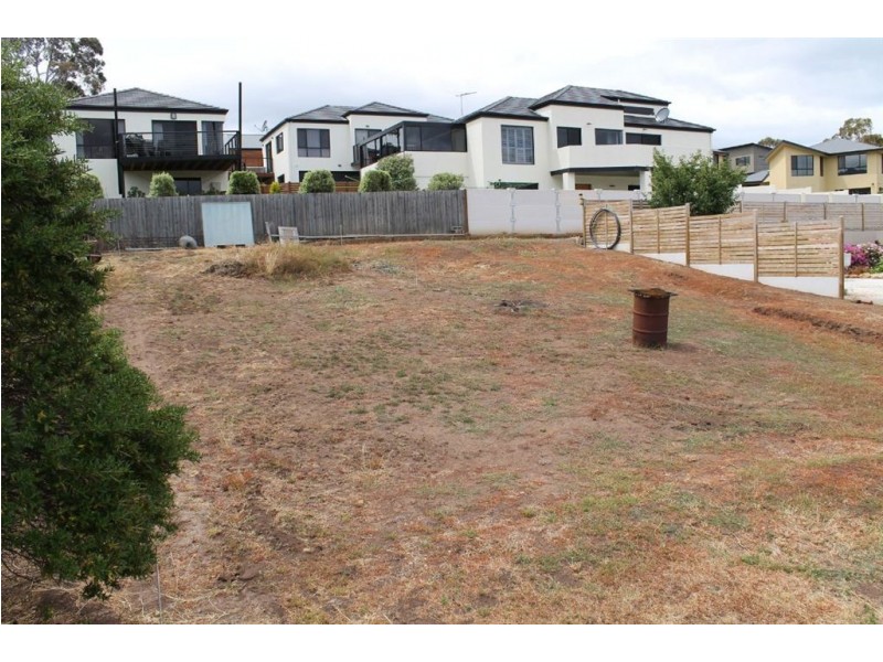 5 Paige Court, Warrane TAS 7018