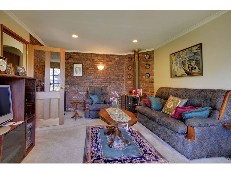 8 Hay Street, Seven Mile Beach TAS 7170