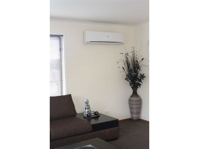 1/8 Paringa Road, Glenorchy TAS 7010