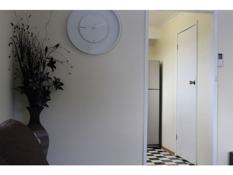 1/8 Paringa Road, Glenorchy TAS 7010