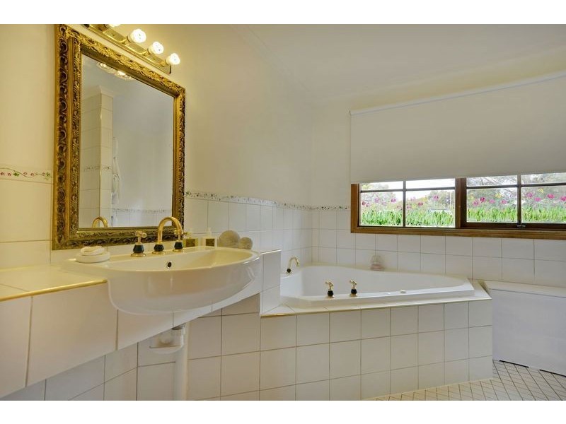 137 Seven Mile Beach Road, Seven Mile Beach TAS 7170