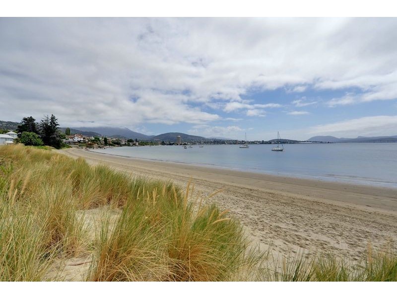 Unit 5/2 Mansell Court, Sandy Bay TAS 7005