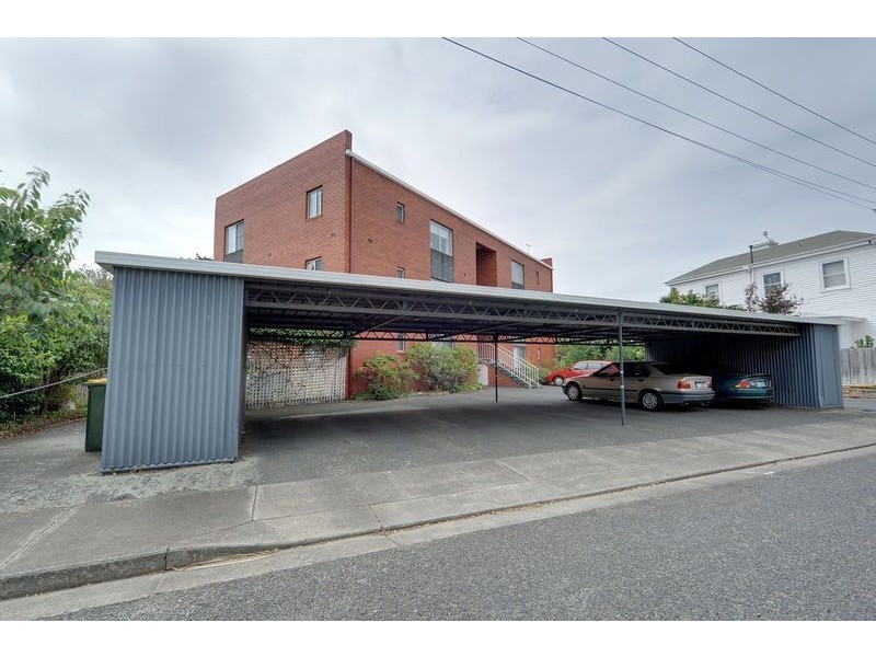 Unit 5/2 Mansell Court, Sandy Bay TAS 7005