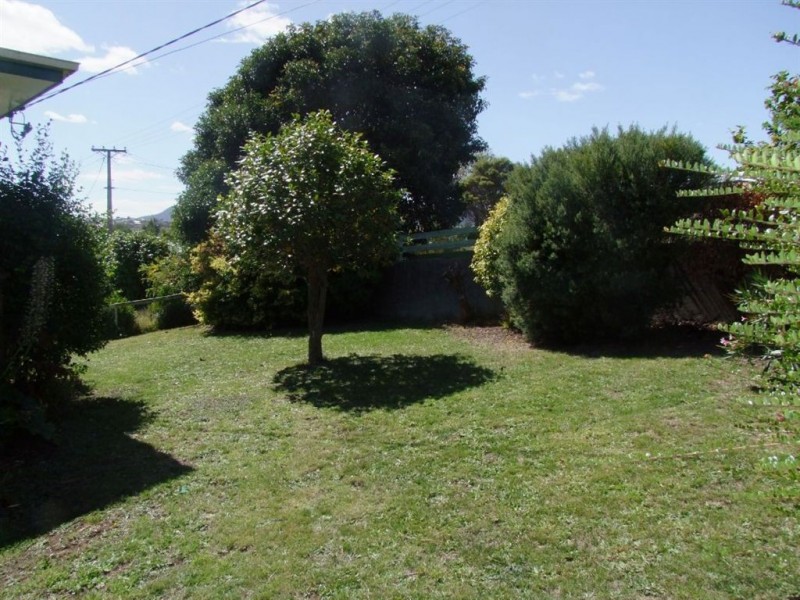 8 Delange Place, Claremont TAS 7011