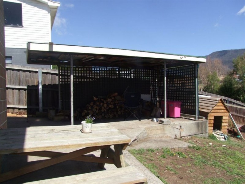 8 Delange Place, Claremont TAS 7011