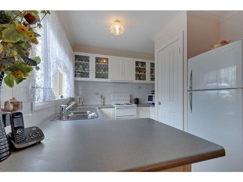 1/4-6 Katrina Court, Lindisfarne TAS 7015