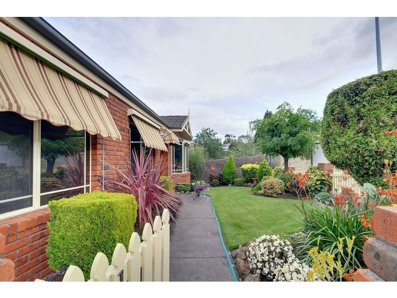 1/4-6 Katrina Court, Lindisfarne TAS 7015