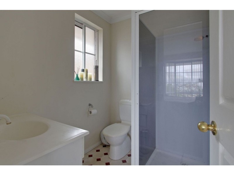 7 Coolac Court, Lindisfarne TAS 7015