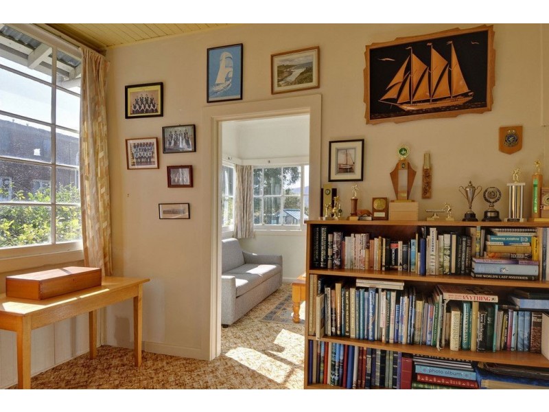 29 Bournville Crescent, Claremont TAS 7011