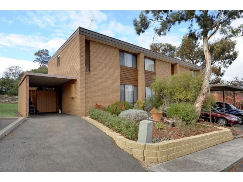 30/4 Clifford Court, Howrah TAS 7018