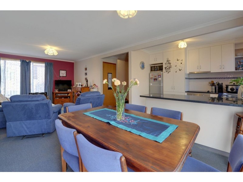 30/4 Clifford Court, Howrah TAS 7018