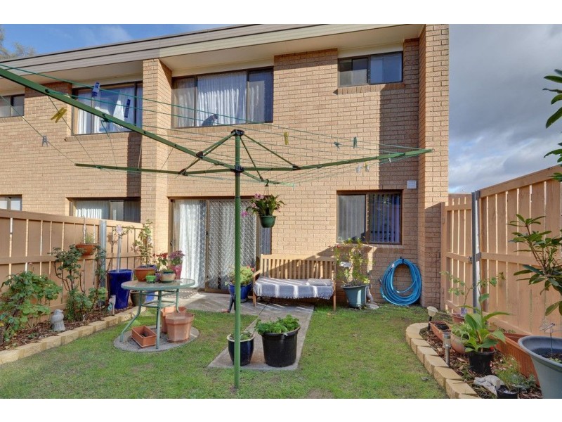 30/4 Clifford Court, Howrah TAS 7018