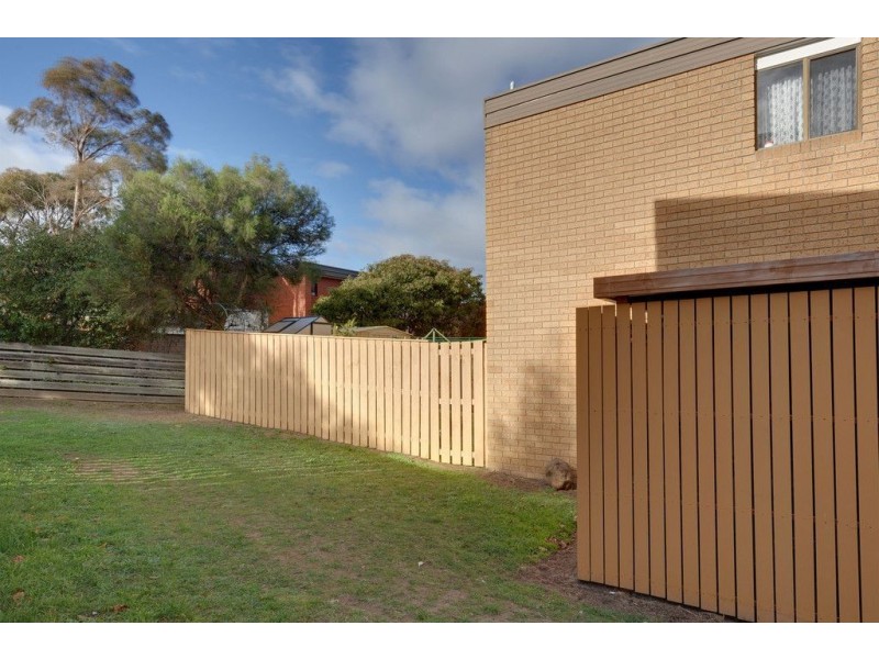 30/4 Clifford Court, Howrah TAS 7018