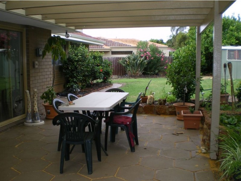 25 Pinetree Gully Road, Willetton WA 6155